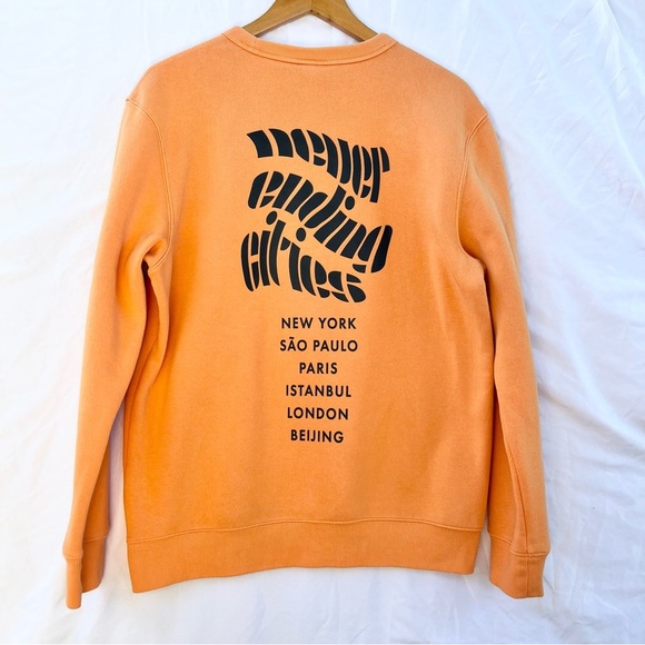 H&M | MEDIUM ORANGE MOTIF DETAIL SWEATSHIRT NEVER ENDING CITIES CREWNECK - Picture 1 of 6